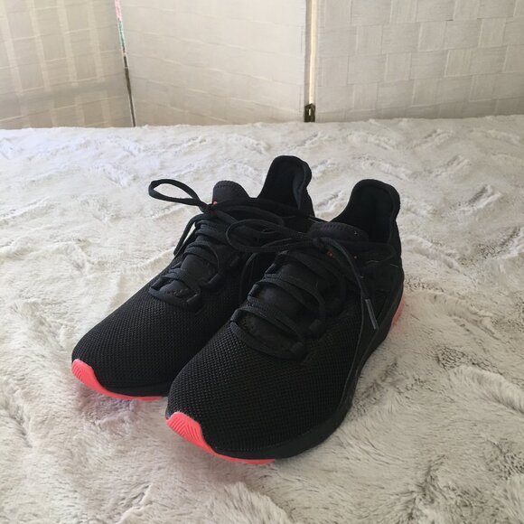 Women's puma black athletic sneakers size 7.5 - Picture 1 of 9
